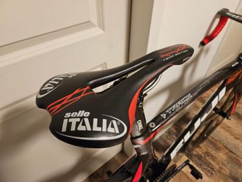 Used Fuji Track Single Speed / Fixed Gear 2016 Road & Gravel, Red — image 4 of 5