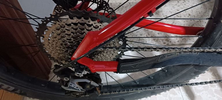 Used Charge Cooker 2015 Mountainbike, Red, 27.5 (650B) — image 3 of 4