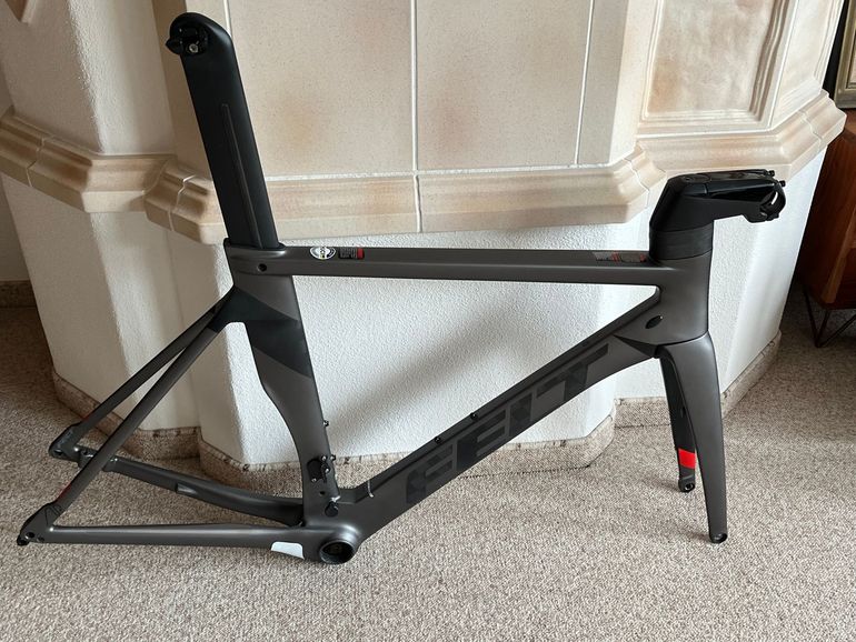 Used FELT AR AVANCED 2024 Road & Gravel, Light Gray — image 3 of 11