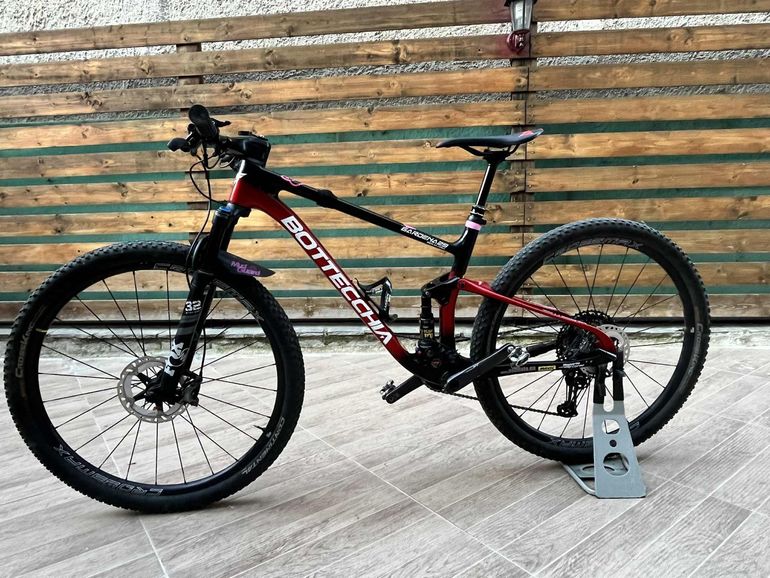 Used Bottecchia Gardena 2024 Mountainbike, Red — image 2 of 11