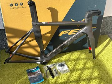 Gebrauchtes Felt AR Advanced 2024 Road & Gravel, Hellgrau — Bild 3 von 11