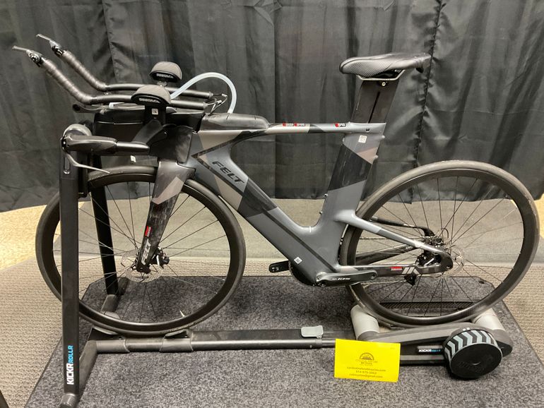 Used Felt IA Advanced 105 2023 2023 Road & Gravel, Light Gray — image 2 of 7