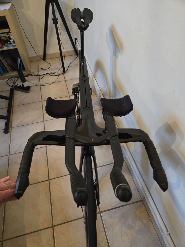 Used Trek Speed Concept SLR 9 2024 2024 Road & Gravel, Black — image 6 of 7