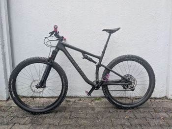 Used Specialized Epic EVO Comp 2022 2022 Mountainbike, Light Gray, 29 — image 2 of 15