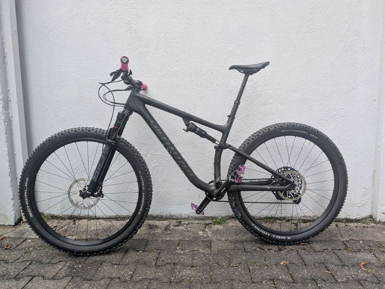 Used Specialized Epic EVO Comp 2022 2022 Mountainbike, Light Gray, 29 — image 2 of 15