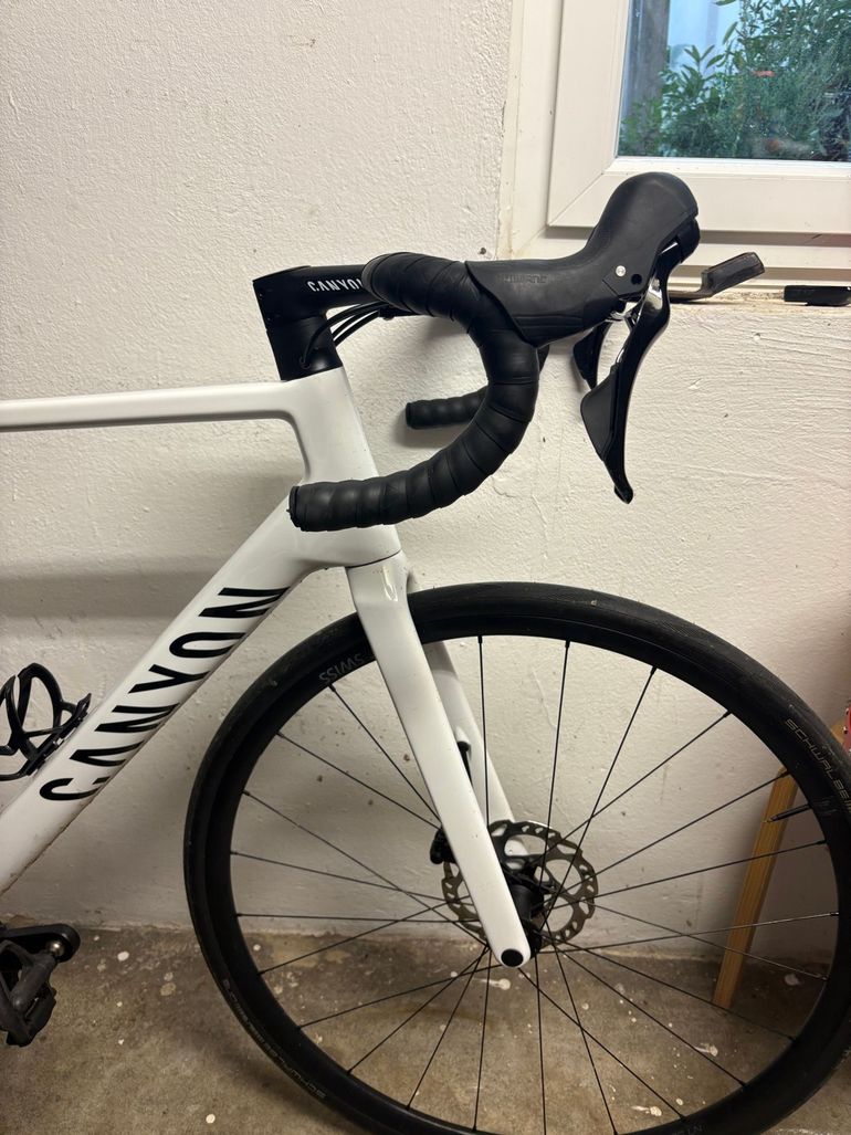 Used Canyon Ultimate Shimano 105 2026 Road & Gravel, White — image 7 of 7