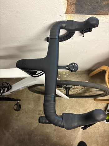 Used Canyon Ultimate Shimano 105 2026 Road & Gravel, White — image 6 of 7