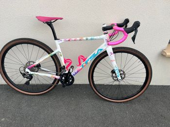 Used NO-LOGO TFSA 2025 Road & Gravel