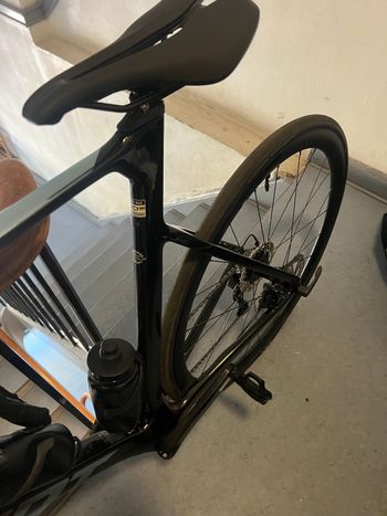Used Giant Propel Advanced 2 2024 2024 Road & Gravel, Black — image 9 of 11