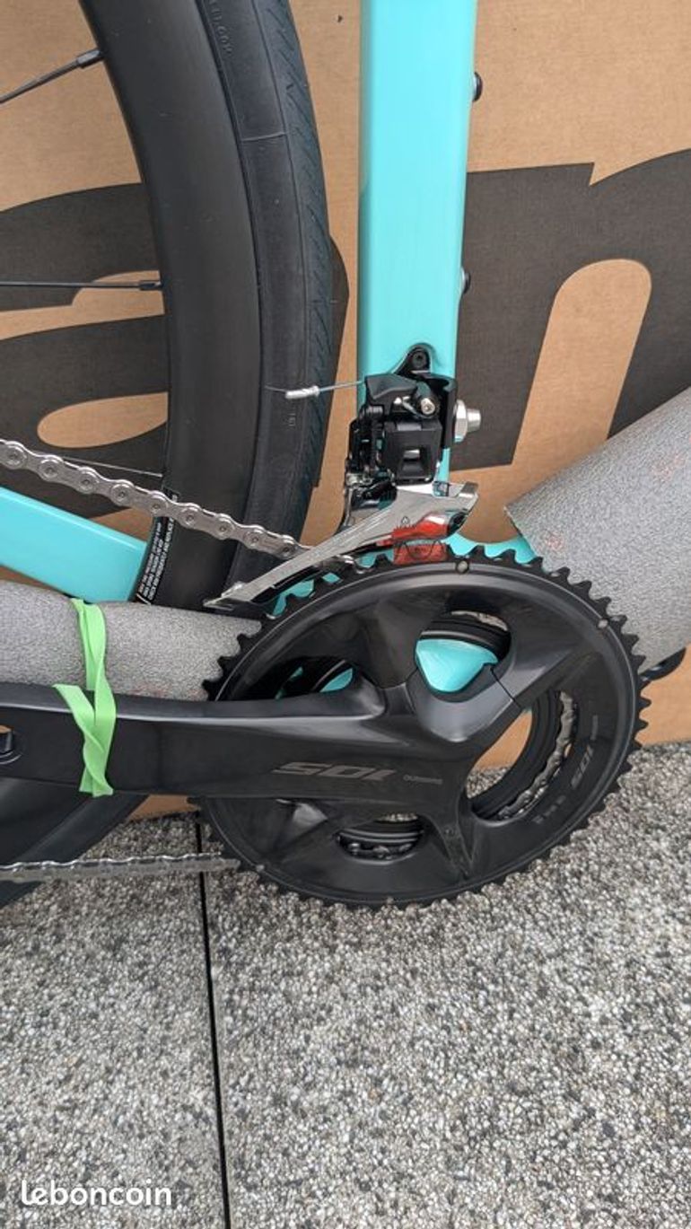 Used Bianchi Infinito 2025 Road & Gravel, Blue — image 7 of 8