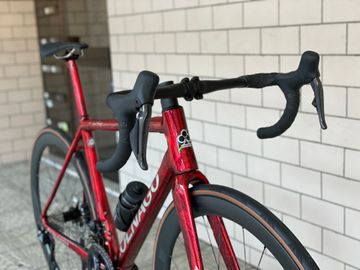 Used Colnago C64 Frozen Red 2022 Road & Gravel, Red — image 3 of 7