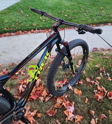 Used Trek Stache 9 2016 2016 Mountainbike, Black, 29 — image 17 of 18