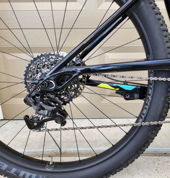 Used Trek Stache 9 2016 2016 Mountainbike, Black, 29 — image 3 of 18