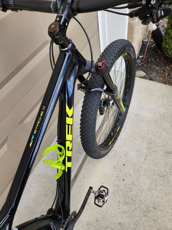 Used Trek Stache 9 2016 2016 Mountainbike, Black, 29 — image 11 of 17