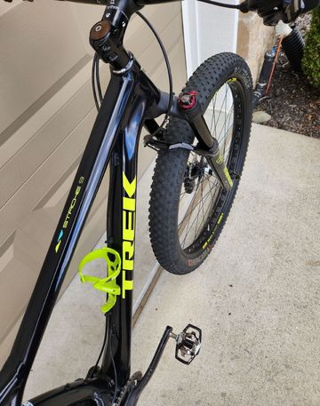Used Trek Stache 9 2016 2016 Mountainbike, Black, 29 — image 11 of 18