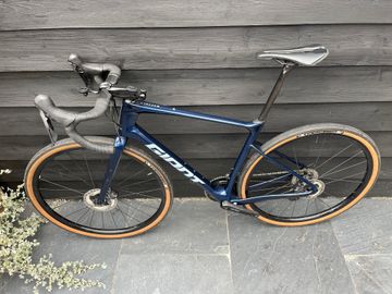 Used Giant Revolt, Advanced 0 2022 2022 Road & Gravel, Blue — image 4 of 5