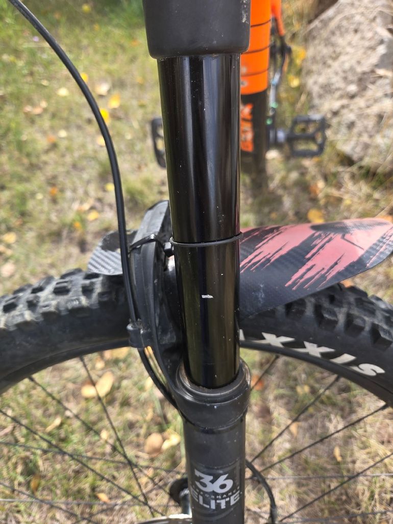 Used Giant Reign Sx 2017 2017 Mountainbike, Orange — image 8 of 8