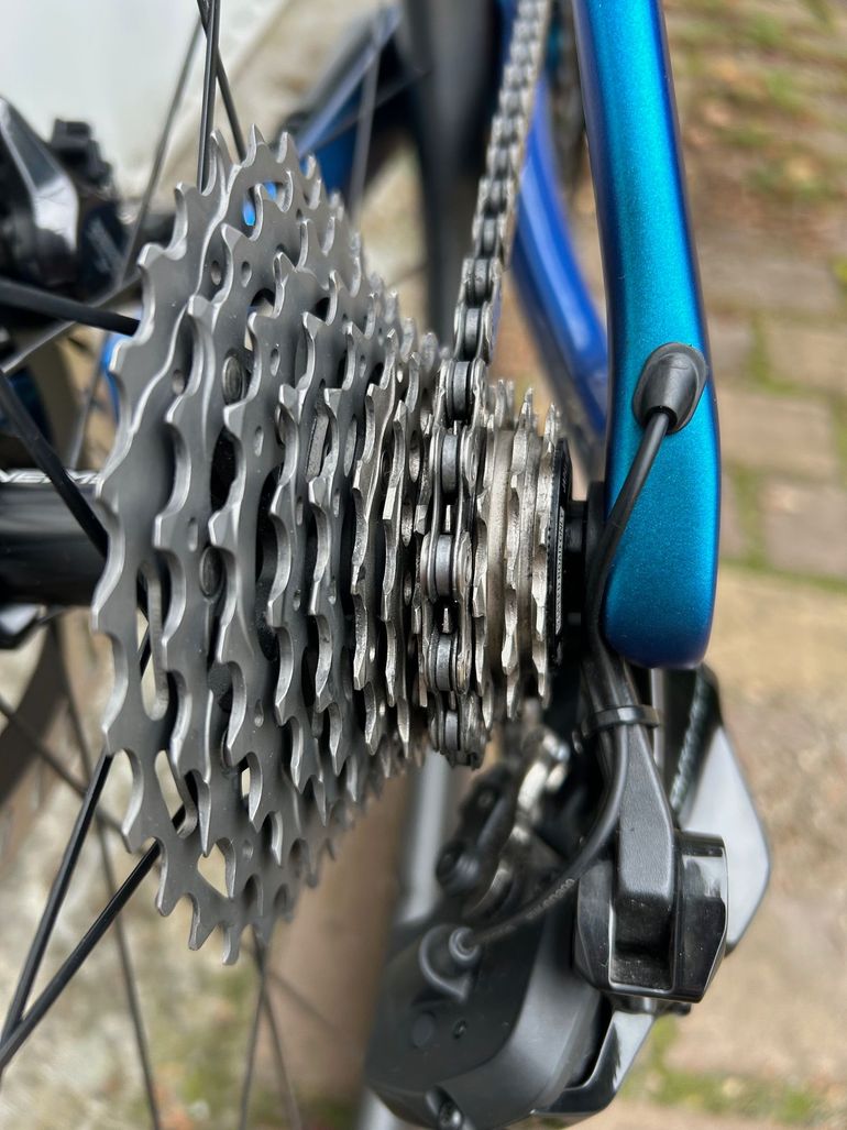 Used CUBE AGREE C:62, SLT 2025 2025 Road & Gravel, Blue — image 5 of 9