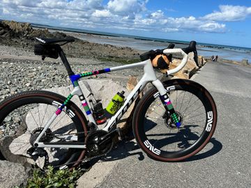 Brugt Scott Addict Shimano Dura Ace Di2 2025 Road & Gravel — billede 10 af 13