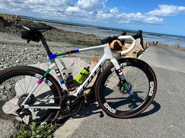 Brugt Scott Addict Shimano Dura Ace Di2 2025 Road & Gravel — billede 8 af 13