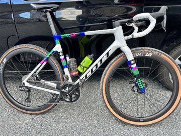Used Scott Addict Shimano Dura Ace Di2 2025 Road & Gravel