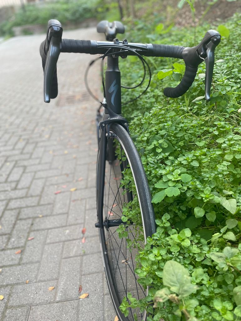 Used Specialized Allez 2022 2022 Road & Gravel, Black — image 7 of 10