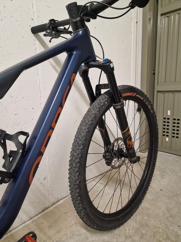 Used Orbea OIZ H30 2023 2023 Mountainbike, Blue, 29 — image 3 of 7