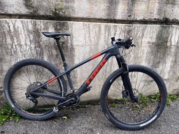 Used Trek Procaliber 9.7 2018 2018 Mountainbike, Orange, 27.5, 29 — image 1 of 3