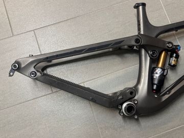 Used Transition Sentinel Carbon GX 2022 Frameset 2022 Mountainbike, Light Gray, 29 — image 3 of 6