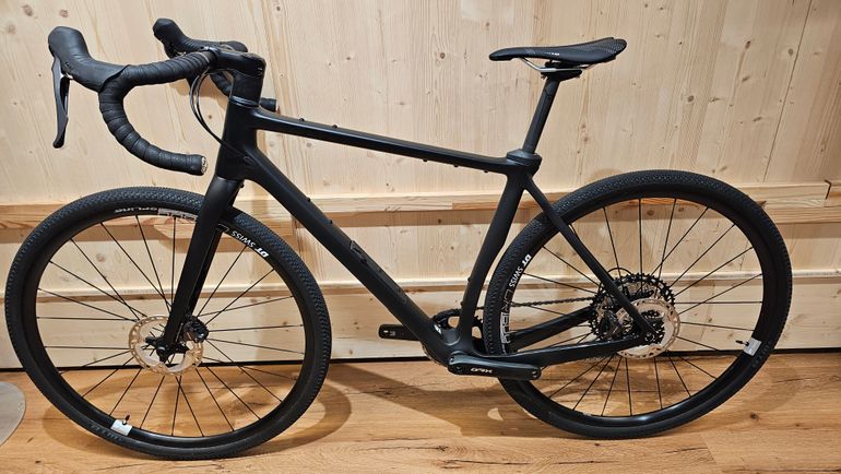 Used Pivot Vault Pro GRX 2025 Road & Gravel, Black — image 7 of 7