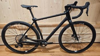 Used Pivot Vault Pro GRX 2025 Road & Gravel