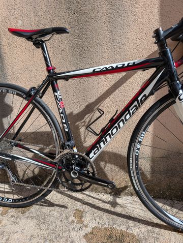 Used Cannondale CAAD8 105 2015 Road & Gravel, Black — image 2 of 9