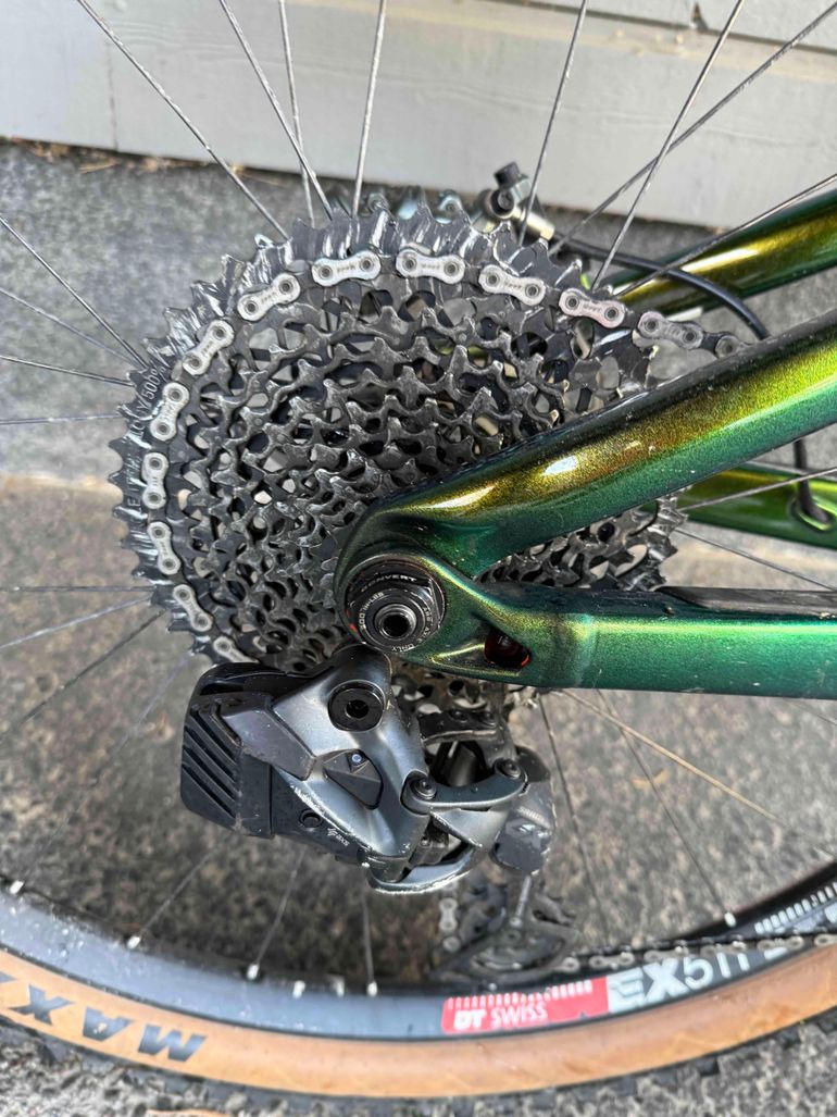 Used Trek Slash SRAM GX Eagle AXS 2020 Mountainbike, Green — image 5 of 6