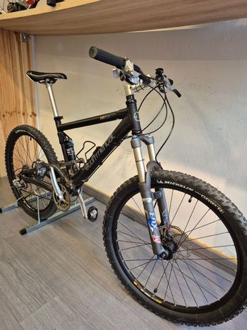 Used Commencal META 5.10 2006 Mountainbike, Light Gray — image 1 of 6