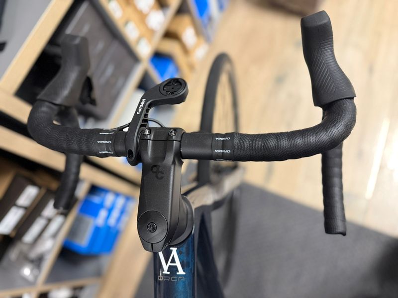 Použité Orbea ORCA M31eLTD 2023 2023 Road & Gravel — obrázek 4 z 6