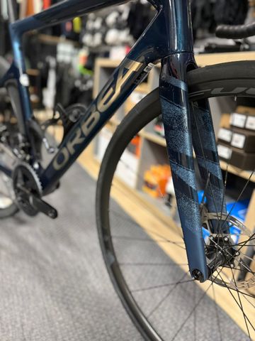 Použité Orbea ORCA M31eLTD 2023 2023 Road & Gravel — obrázek 2 z 6