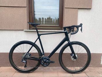 Used Canyon Endurace CF SL Disc 8.0 Aero Di2 2021 2021 Road & Gravel