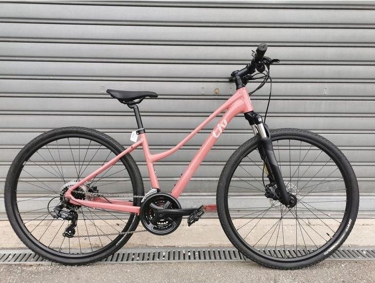 Used Liv Rove 4 2023 Mountainbike, Red — image 4 of 4