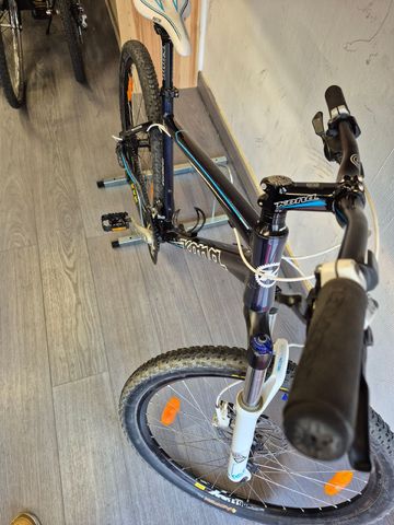 Used Kona Cinder cone Shimano SLX 2020 Mountainbike, Blue — image 6 of 6