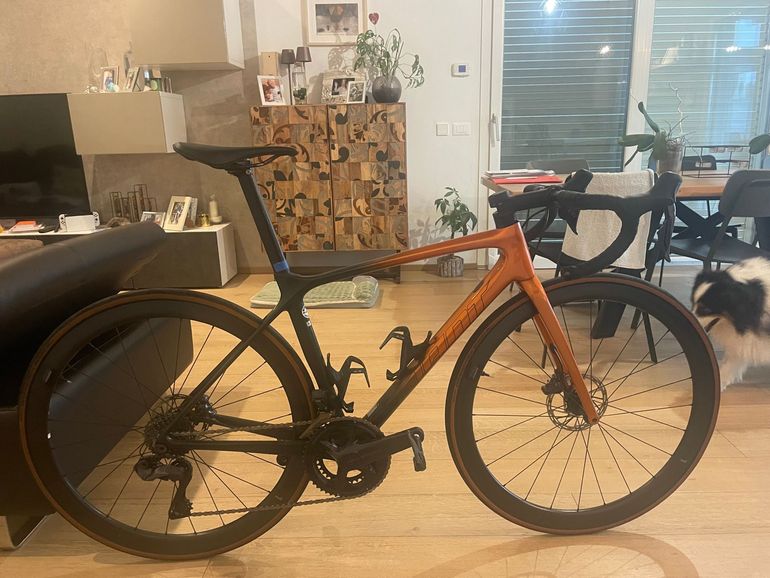 Used Giant TCR Advanced Disc 0 Pro Compact 2022 2022 Road & Gravel, Orange — image 5 of 9