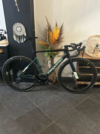 Used Megamo Pulse Framerest Pédalier Sram Force Et Tige De Selle Et Cockpit 2025 Road & Gravel