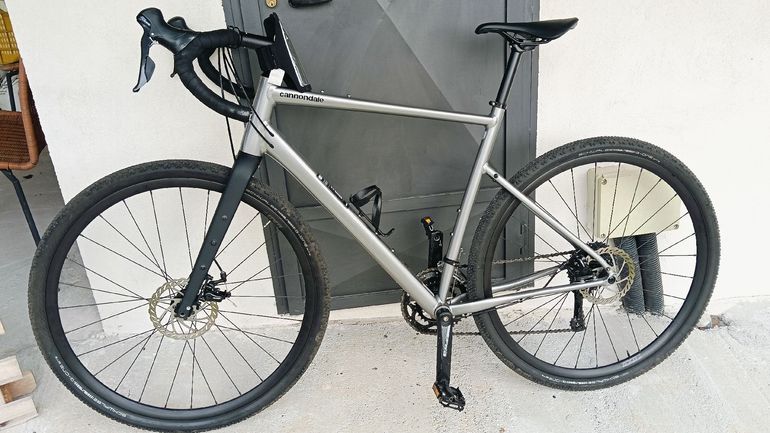 Used Cannondale Topstone 3 2022 2022 Road & Gravel, Light Gray — image 2 of 12