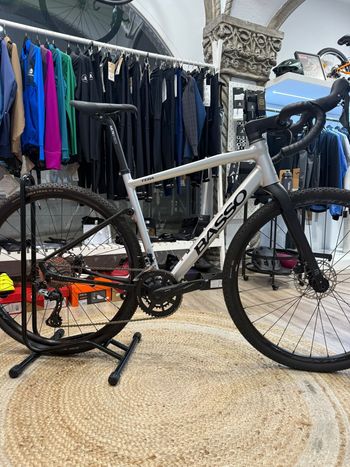 Used Basso Terra Gravel T-52 GRX Doble Plato 2022 Road & Gravel