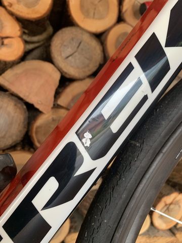 Used Trek Madone 7.9 WSD H2 (Compact) 2013 2013 Road & Gravel, White — image 7 of 9