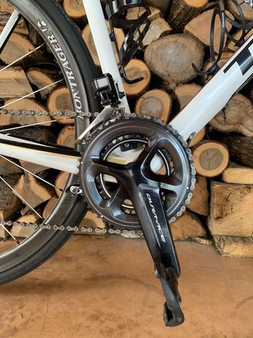 Used Trek Madone 7.9 WSD H2 (Compact) 2013 2013 Road & Gravel, White — image 2 of 9