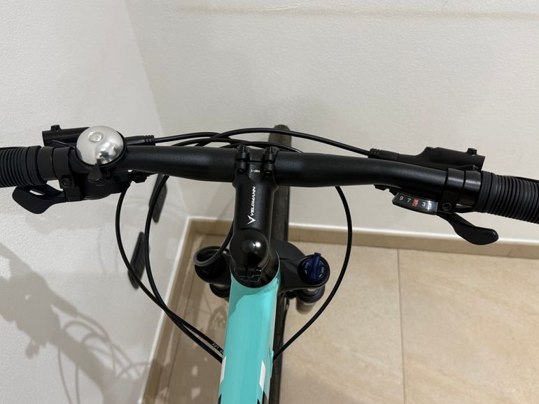 Used Bianchi 9.2 2024 2024 Mountainbike, Green — image 3 of 3