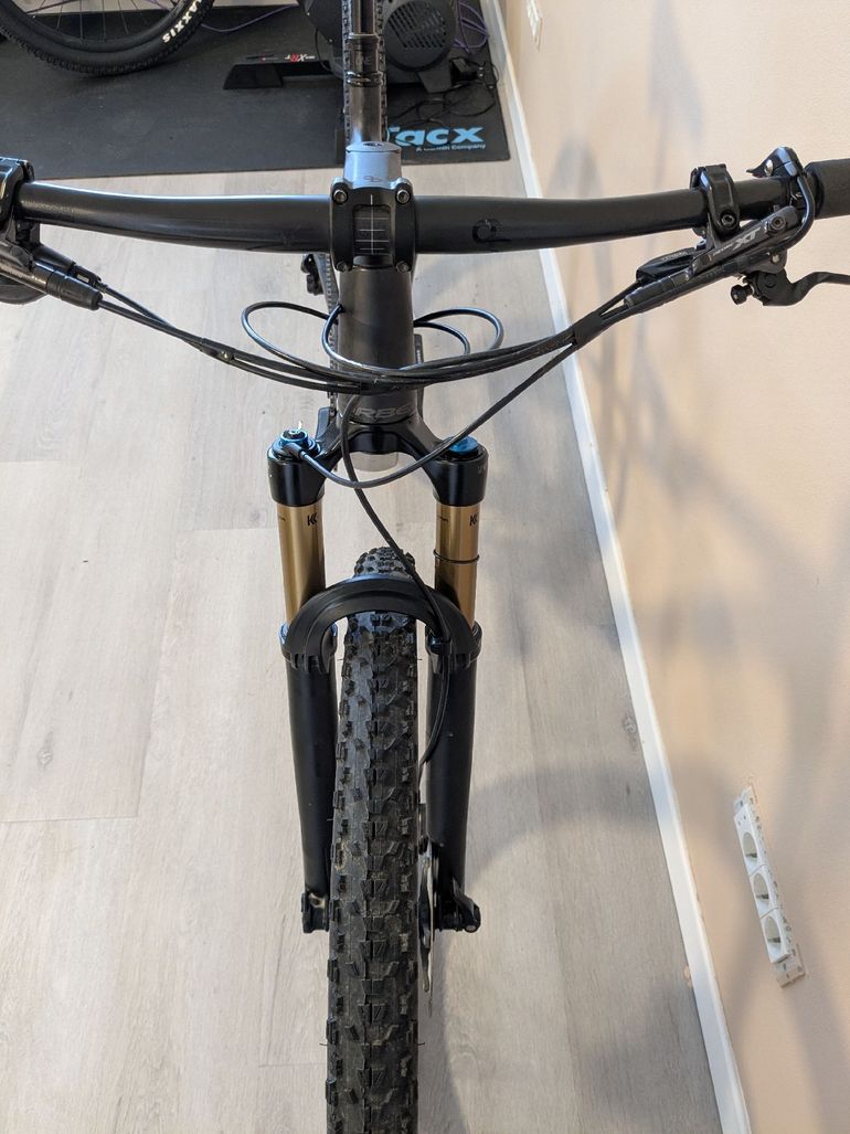 Used Orbea OIZ M PRO TR 2022 2022 Mountainbike, Black, 29 — image 5 of 8