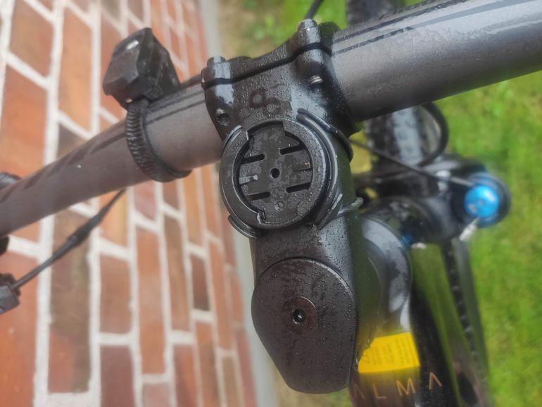 Used Orbea M11-AXS 2022 Mountainbike, Light Gray — image 6 of 9
