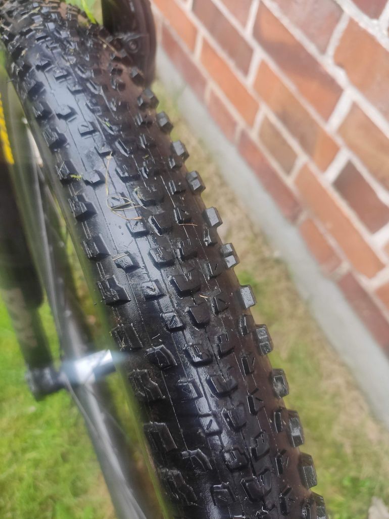 Used Orbea M11-AXS 2022 Mountainbike, Light Gray — image 5 of 9