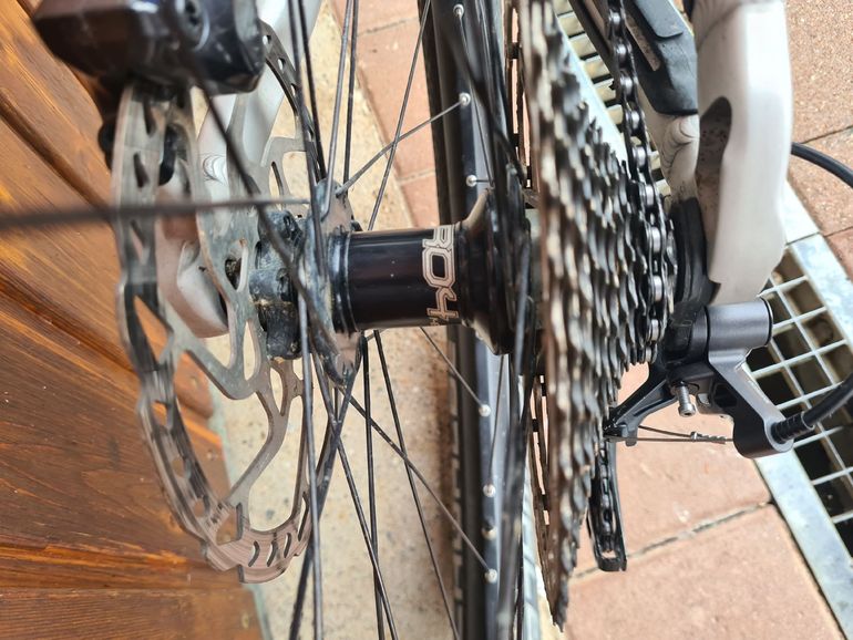 Used Propain Spindrift Shimano Deore 2022 Mountainbike, Light Gray, 29 — image 7 of 11